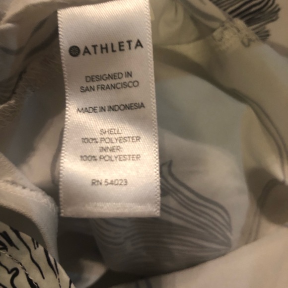 Athleta Running Short - Picture 8 of 9
